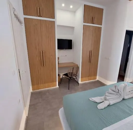 Cycladic φωσ 別荘